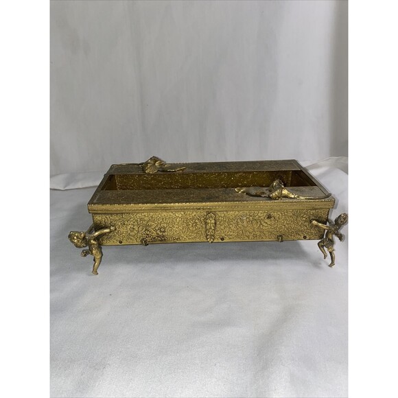 Vintage Gold Metal Brass floral Filigree cherub Angel Regency Tissue Box Holder - Picture 1 of 16